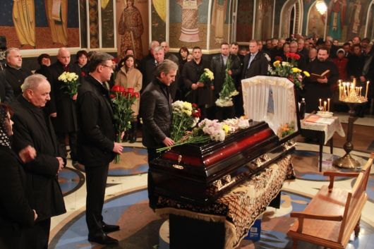 Viata continua si dincolo de moarte. Obiceiuri si rituri de inmormantare ale Bisericii Ortodoxe