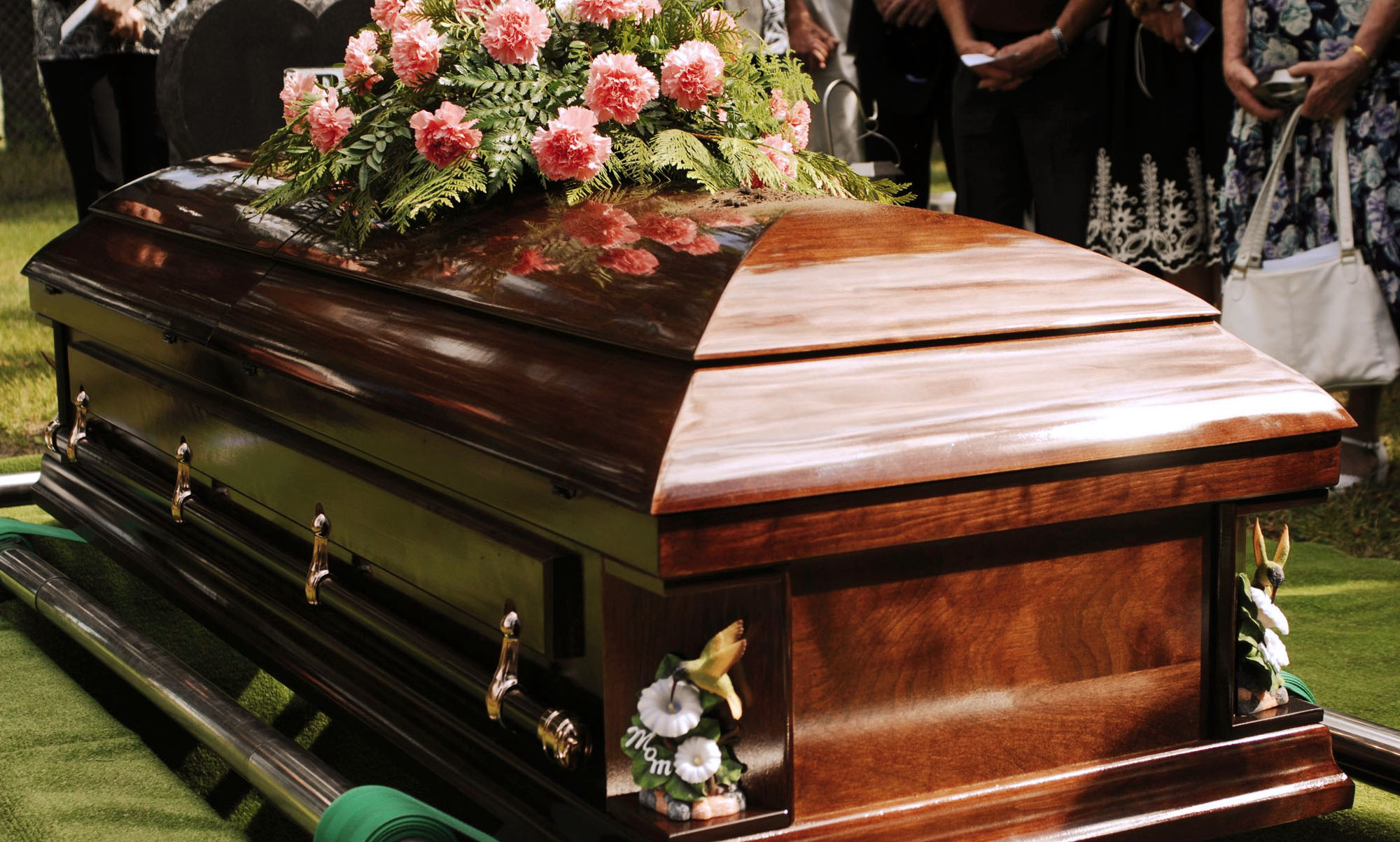 Cum să alegi pachetul de servicii funerare